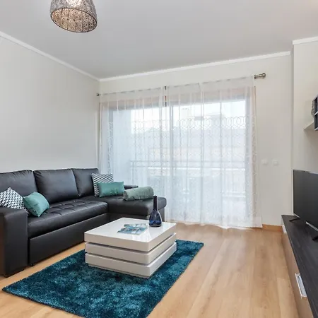 Privilege Buddha With Rooftop Pool, Village Marina - Olhão